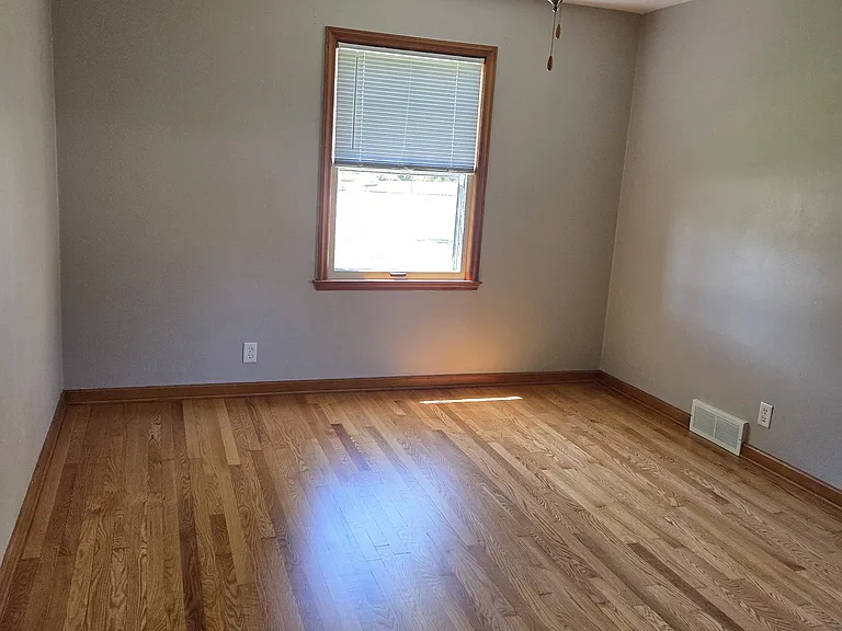 7421 Pershing Blvd #1 — Photo 8