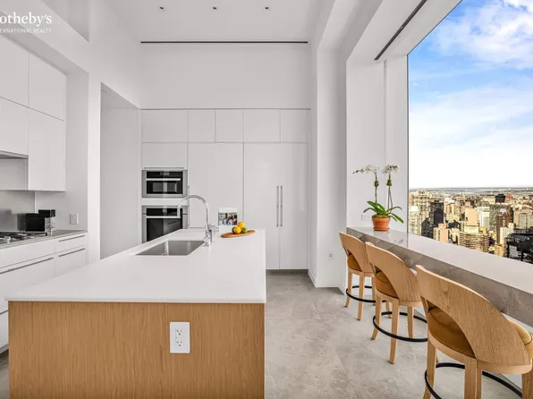 432 Park Avenue image 8 of 12