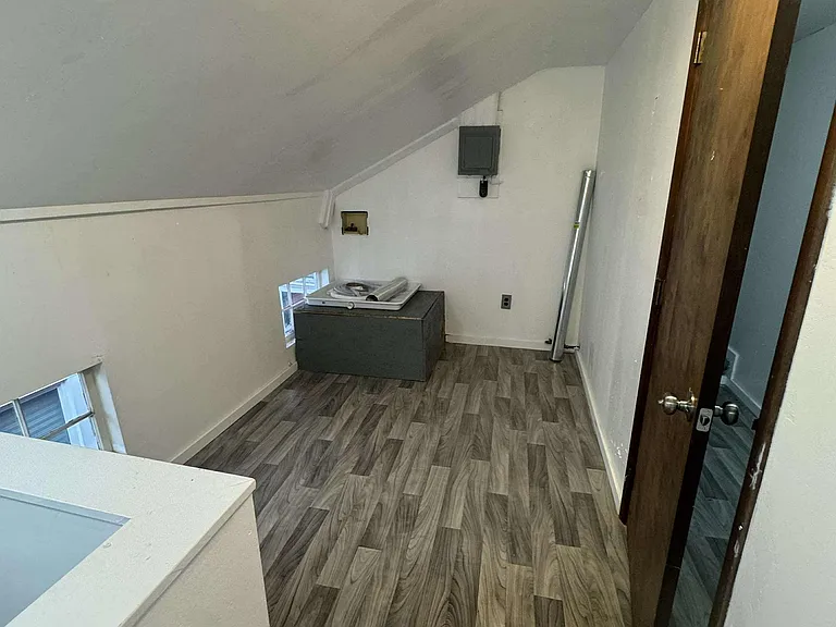 415 Washington Ave #2 — Photo 16