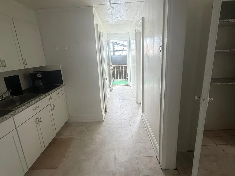 633 Maple Ave #1 — Photo 10