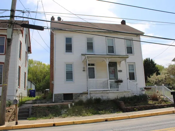 122 Church St, Seven Valleys, PA 17360