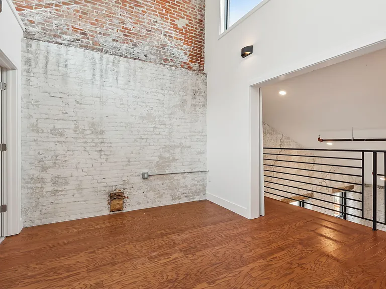 Hancock Lofts — Photo 53