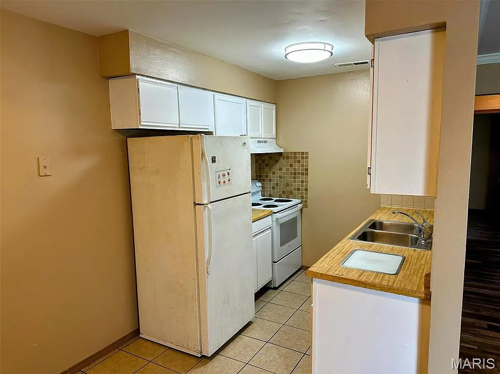 2 bed, 1.0 bath, 770 sqft, $850 — Photo 4