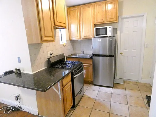 Rented by Voro New York | media 39