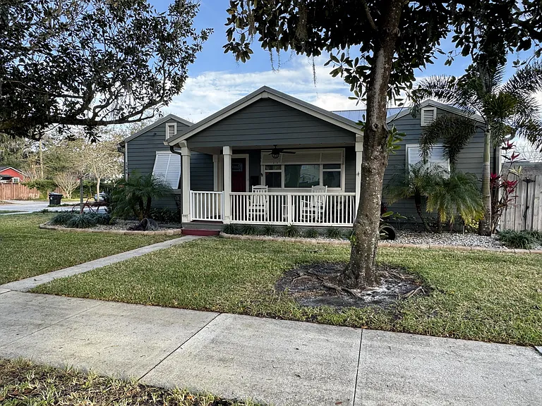 1345 W Smith St — Photo 3