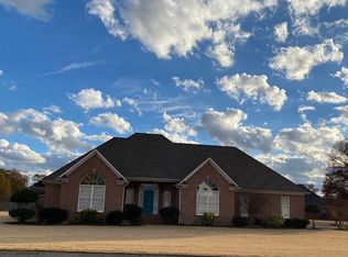 79 Northpointe Dr, Jackson, TN 38305