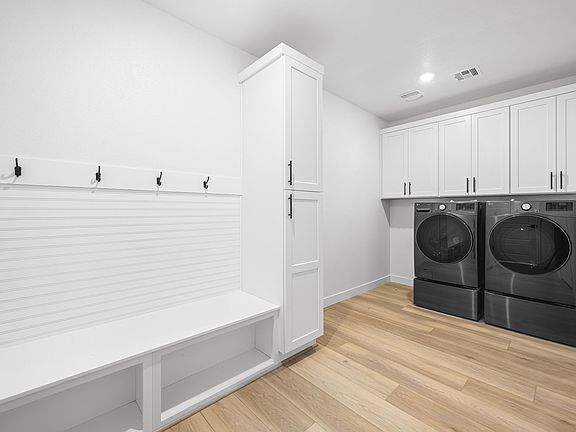 4 web or mls Lennar 601 S Cecita Way 4