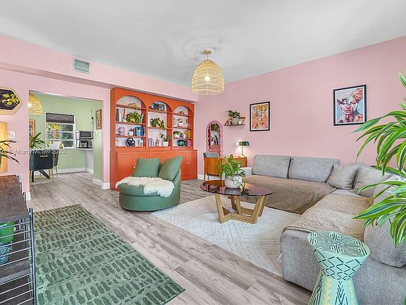 4th image of 1525 Pennsylvania Ave APT 3