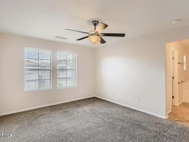 2039 W Kathleen Rd — Photo 17