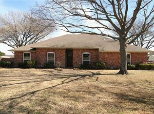 808 Cockrell Hill Rd, Ovilla, TX 75154