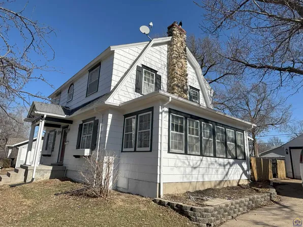 1524 Washington St, Emporia, KS 66801