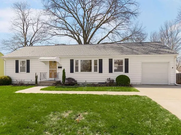 6500 N Harrison St, Gladstone, MO 64118