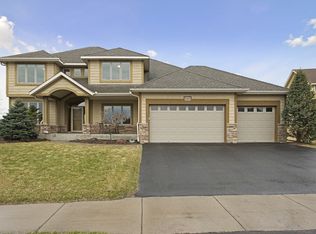 1601 Sparrow Rd, Waconia, MN 55387