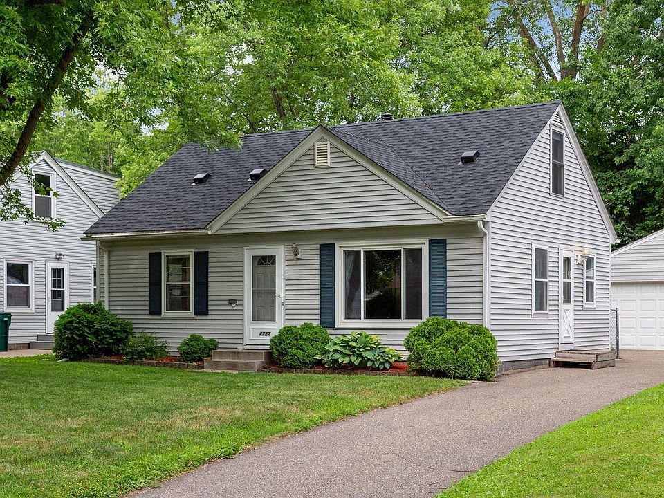 1st image of 4727 Heights Dr NE