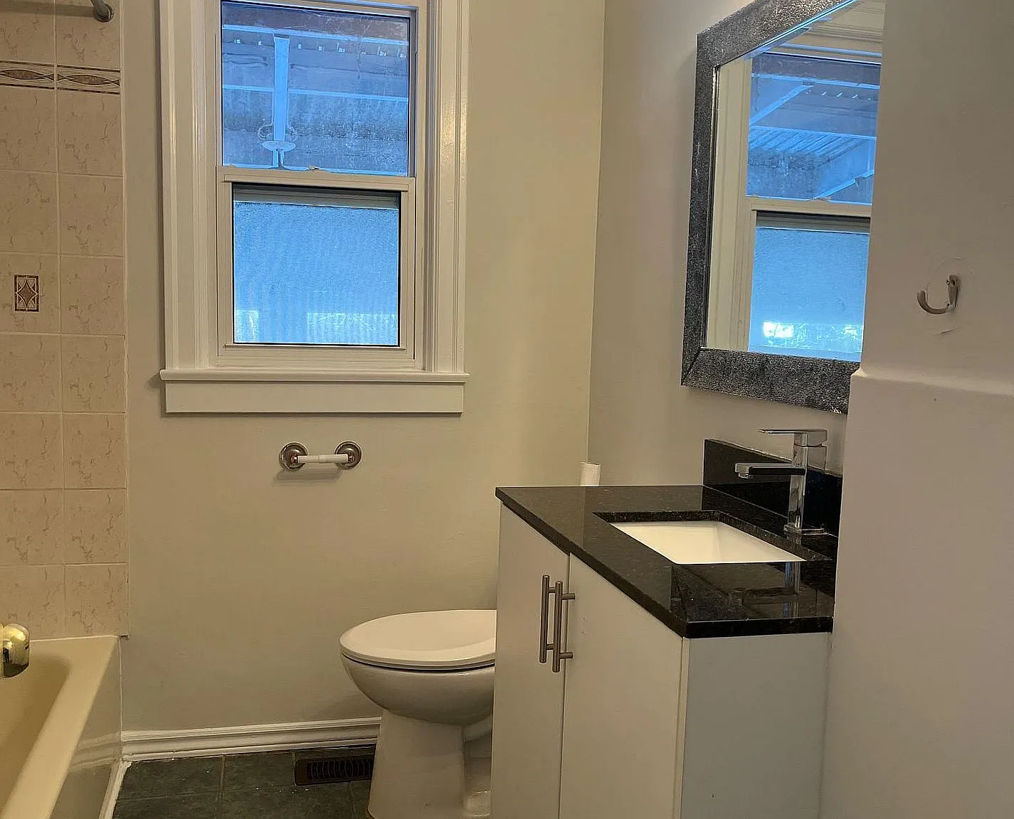 5 bed, $3,000 — Photo 4