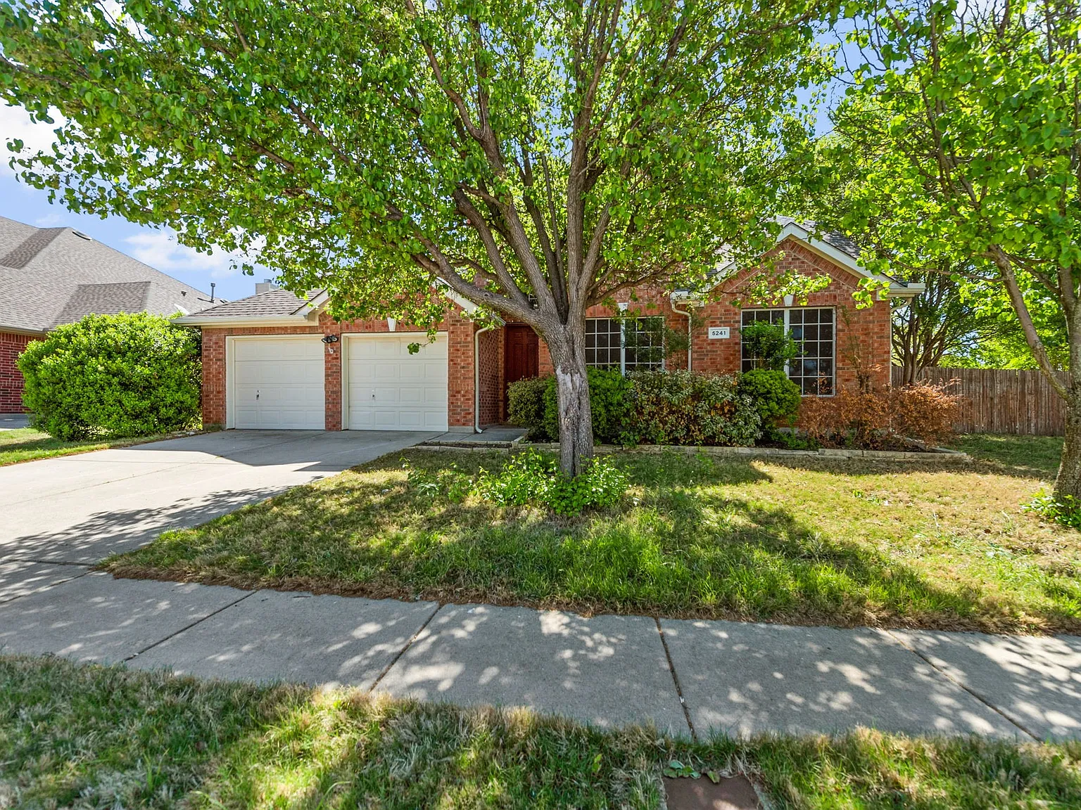4 bed, 2695 sqft, $2,600 — Photo 3