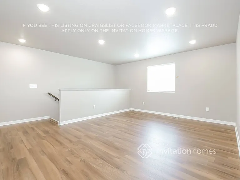 422 Elbert St — Photo 10