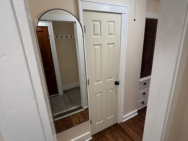 181 Shepard Ave #2 — Photo 5