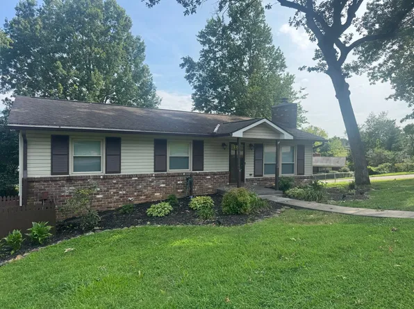 4616 Crestfield Rd, Knoxville, TN 37921