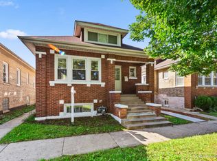 2336 Elmwood Ave, Berwyn, IL 60402