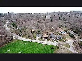 75 Hillcrest Rd, Portage, IN 46368