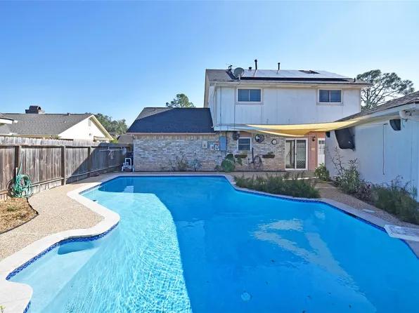 2730 Colony Dr, Sugar Land, TX 77479