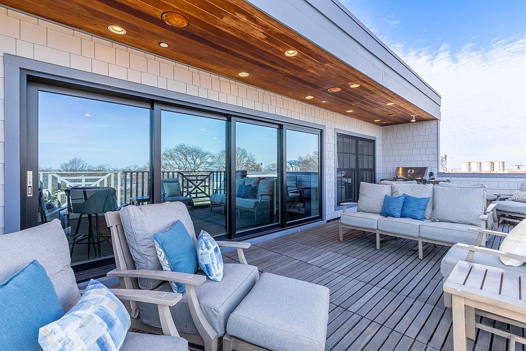 35 Farragut Rd UNIT 3, South Boston, MA 02127 MLS 73222091 Zillow