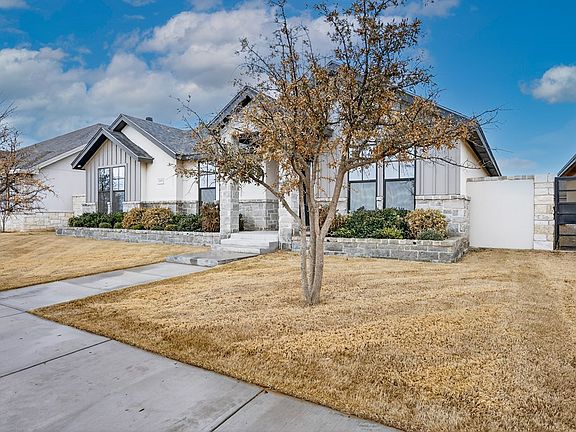 2nd image of 5809 Val Verde Dr