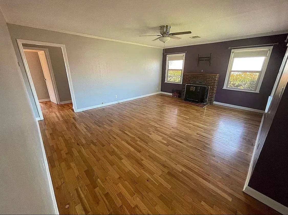 701 Dakota Avenue - 1 — Photo 3