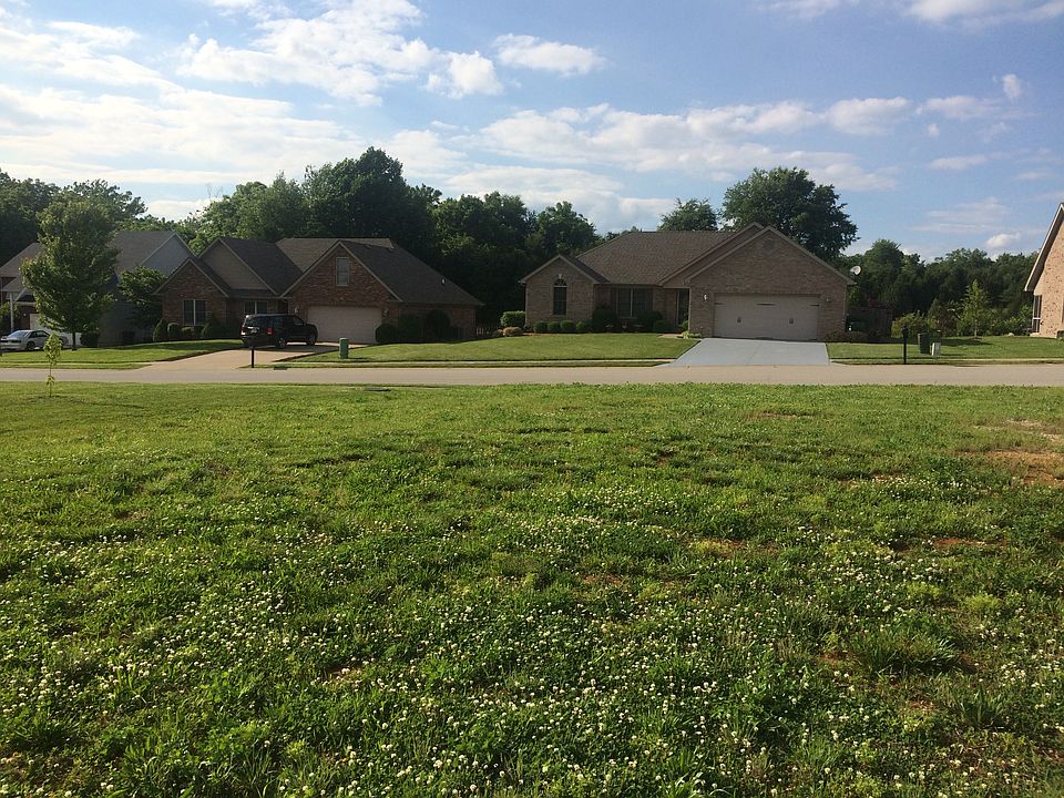 2nd image of 1001 Woodwinds Ct