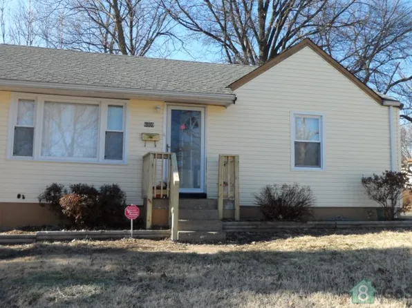 6809 Eisele St, Saint Louis, MO 63134