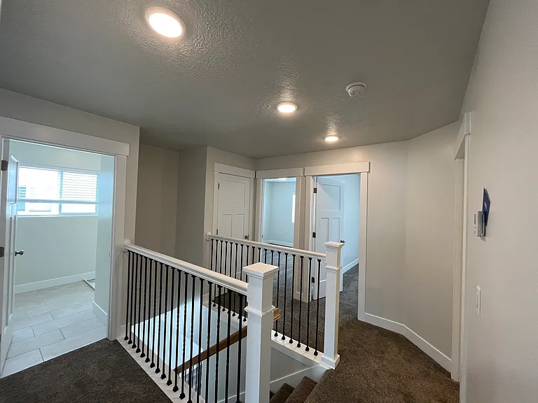 294 N 100 W — Photo 5