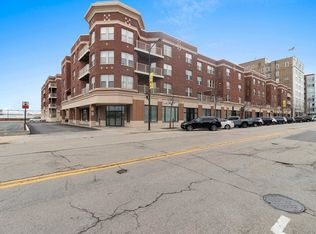 118 S Washington St #435A, Green Bay, WI 54301