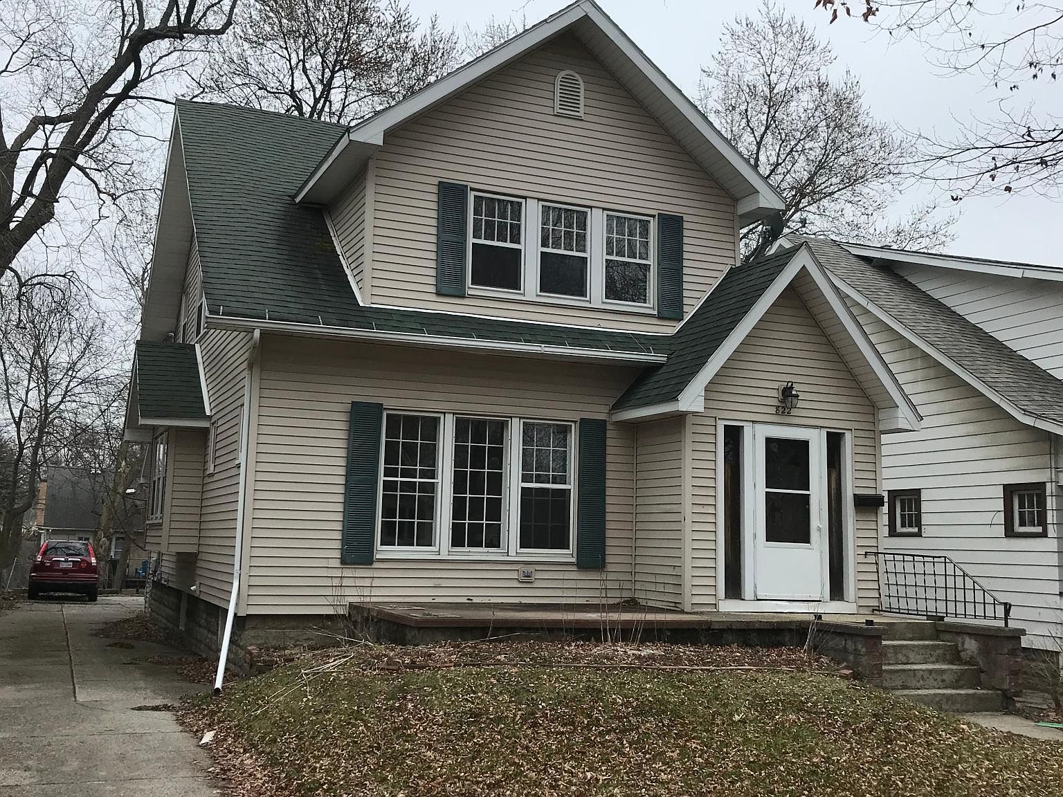 822 Cleo St, Lansing, MI 48915 Zillow