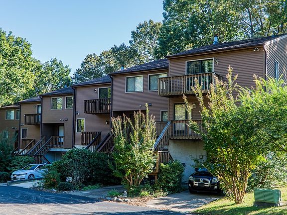 3rd image of 336 Sandy Trace Dr APT 12