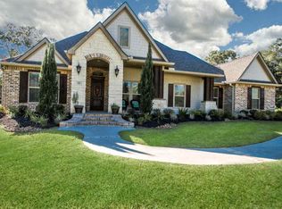 355 Talpa Trl, Lumberton, TX 77657