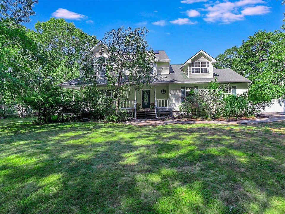 534 Weeks Avenue, Manorville, NY 11949 Zillow