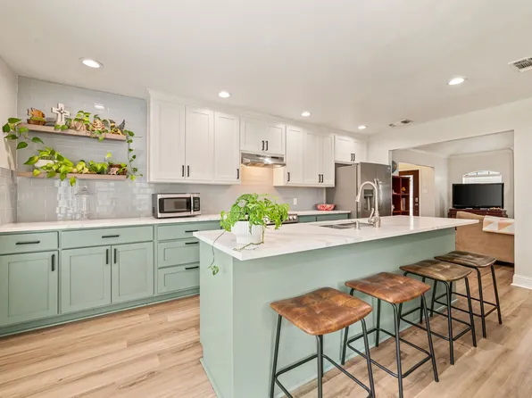 6616 High Lawn Ter, Watauga, TX 76148