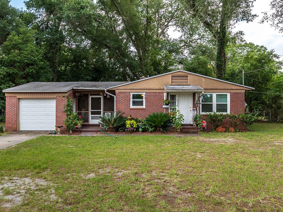 1st image of 2320 Cedar Shores Cir