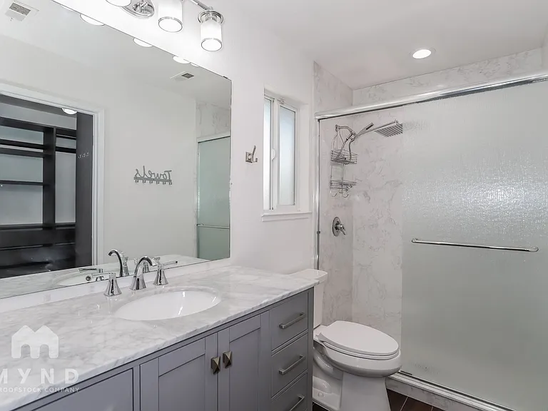 9835 Honey Bear Ln — Photo 13