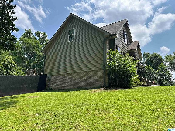 5th image of 230 Ridgewood Ln