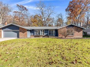 1159 Berwick Ln, South Euclid, OH