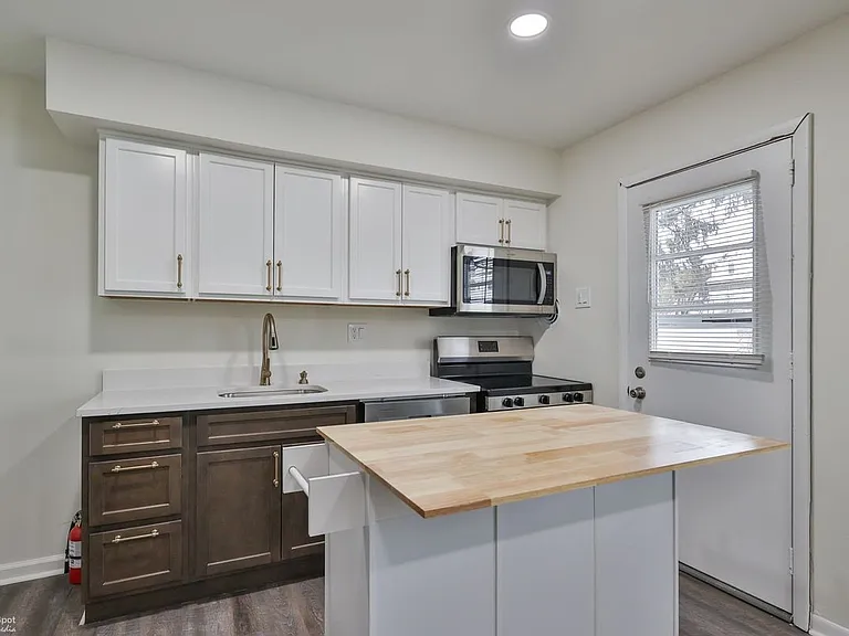 305 S Warminster Rd #B2 — Photo 41