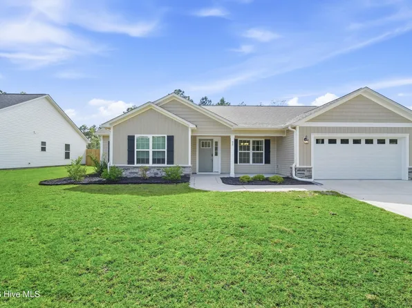 95 Robertson Ln, New Bern, NC 28560