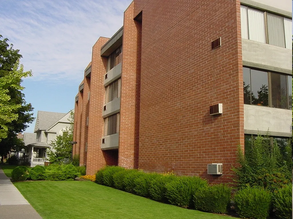 Coventry Court & St Andrews Court — Photo 3