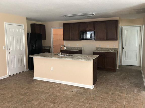 4th image of 5902 Little Leaf Ct