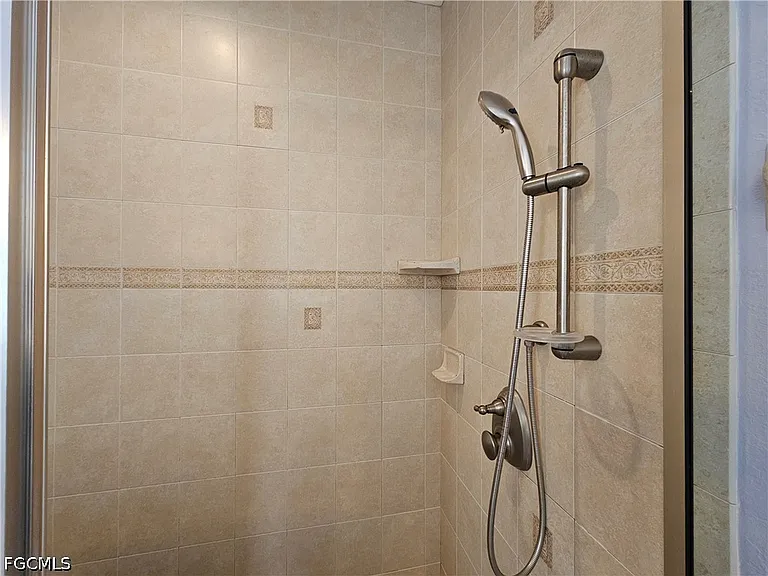231 Cultural Park Blvd S #A — Photo 10