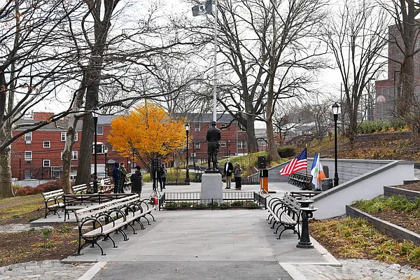 Rented by RealTegrity NY LLC | media 57