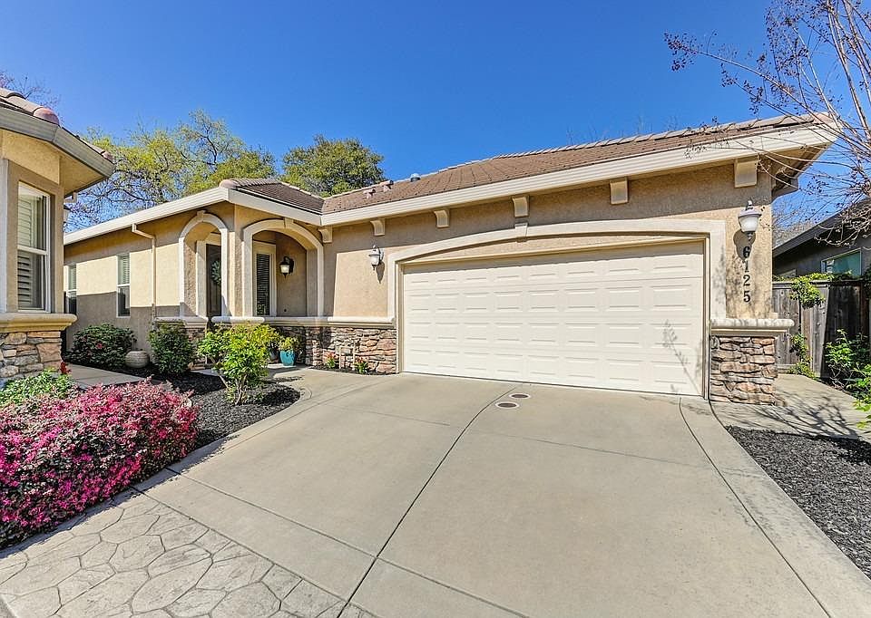 1st image of 6125 Via Presidio Ln