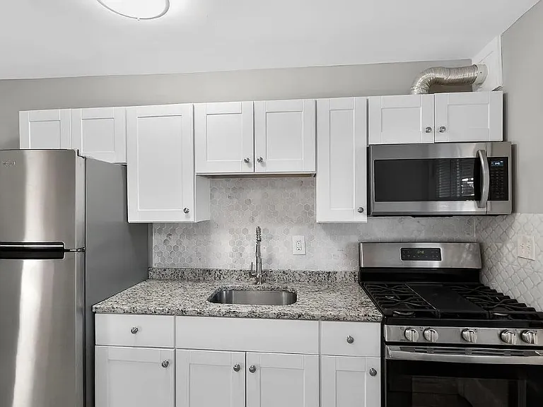 3425 Dunran Rd — Photo 14